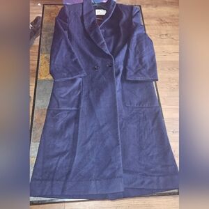 Elegant Vintage Sutton Place Navy Wool and Cashmere Trench Coat